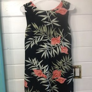 Beautiful Tommy Bahama 100% Silk Dress